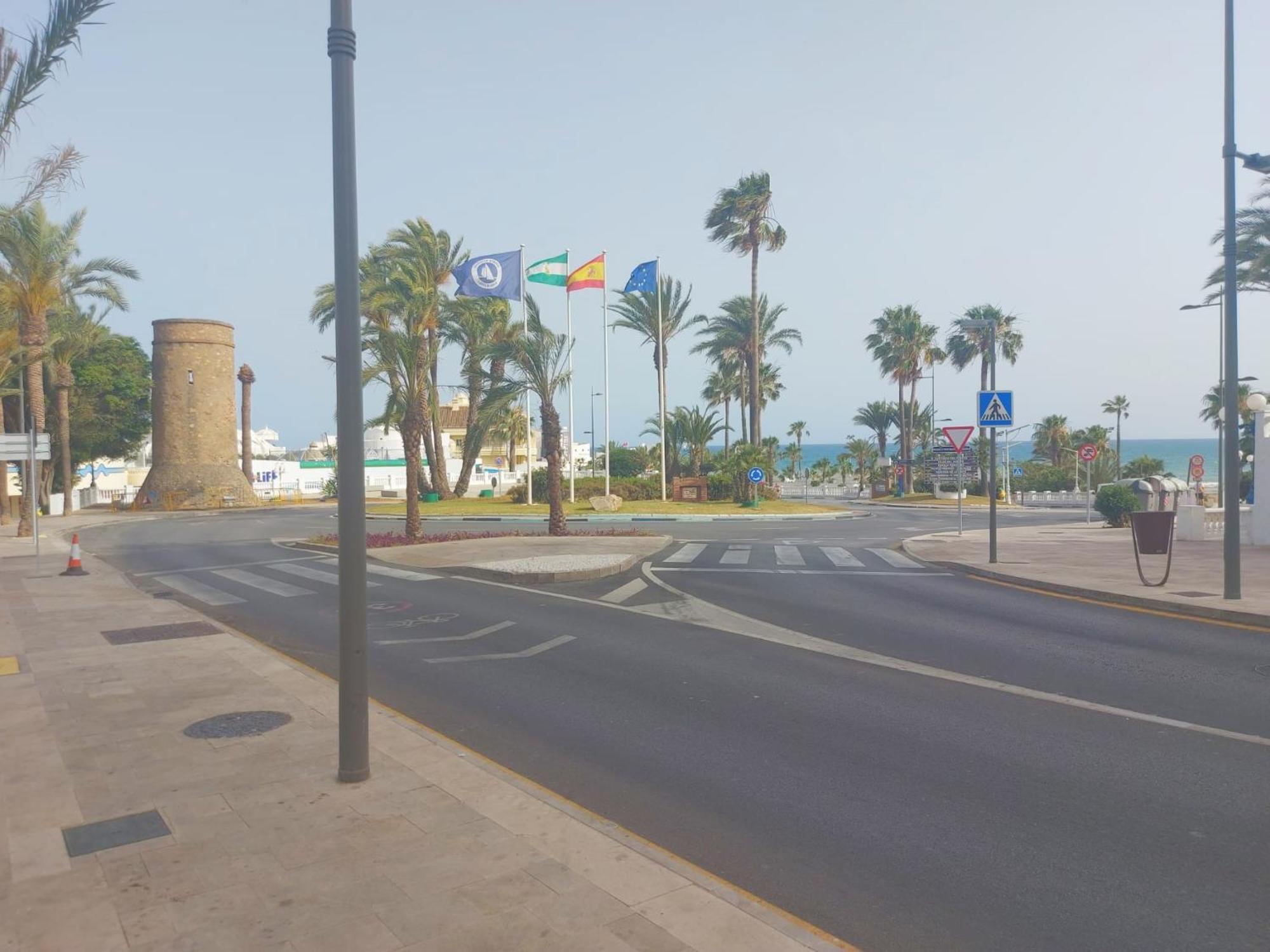 Estudio Luminoso En Puerto Marina Benalmadena Exterior photo
